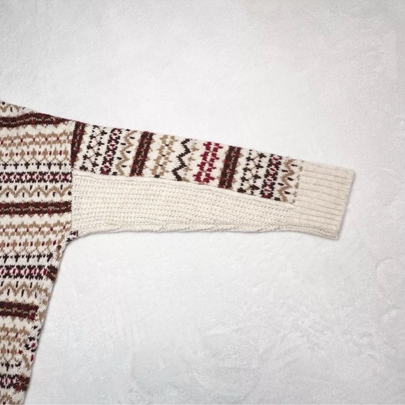 American Eagle AE Chunky Sweater Medium Soft Mock Neck Fair Isle Holiday Red NWT - Picture 9 of 16